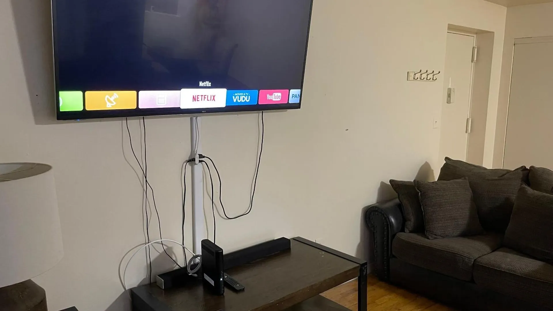 One Bedroom By Month Next To Bronx Zoo New York Apartman