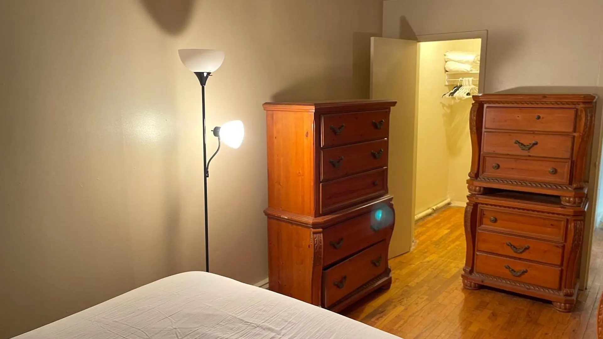 Apartman One Bedroom By Month Next To Bronx Zoo New York