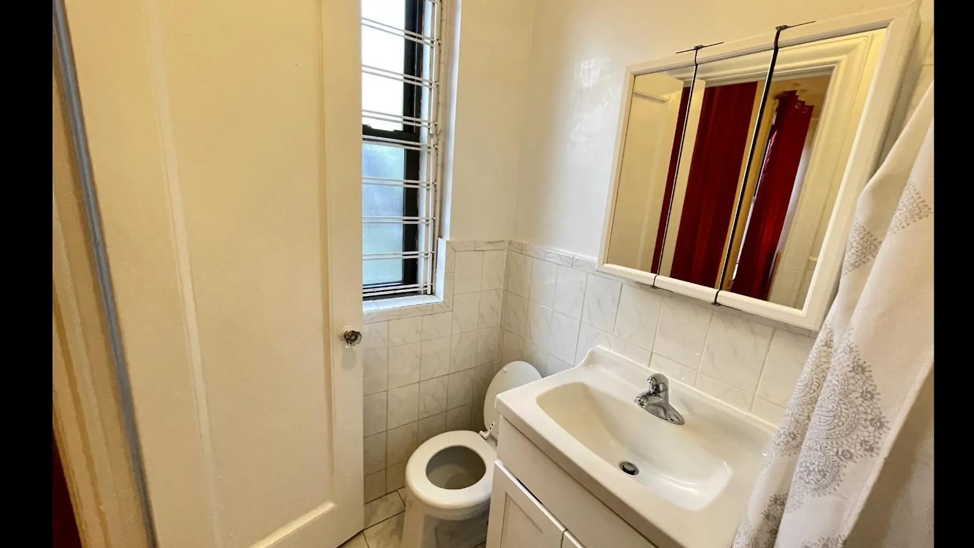 One Bedroom By Month Next To Bronx Zoo New York Apartman